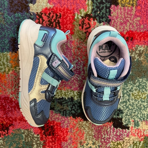 Stride Rite Kids Metallic Pink Sneakers - Picture 1 of 1